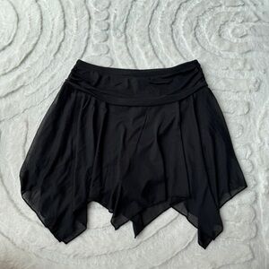 Forever 21 Handkerchief Hem Skort — Black (XS)
